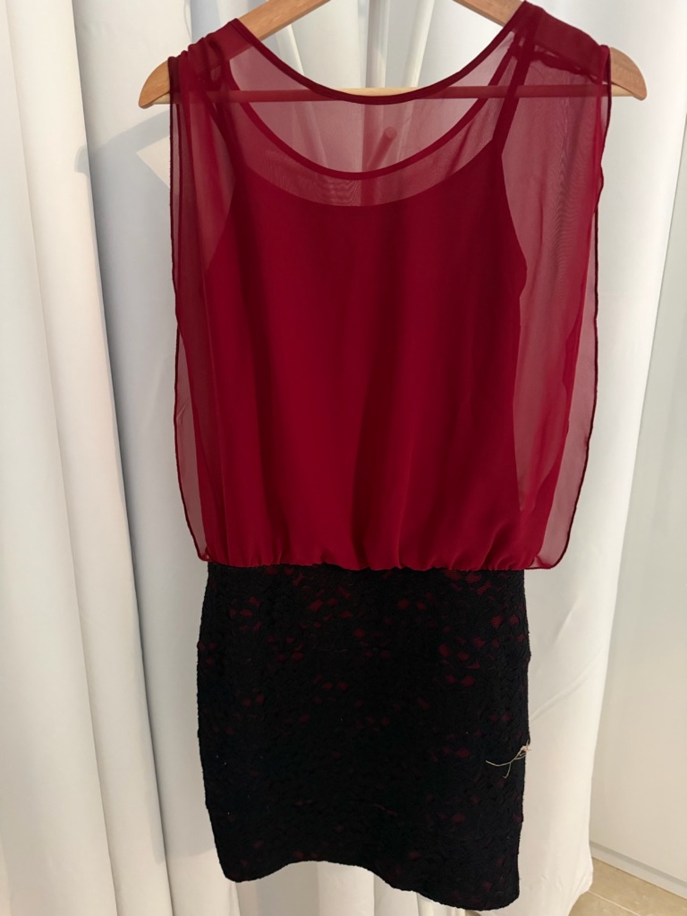 Enfocus Studio Burgundy and Black Sleeveless Blouson Dress